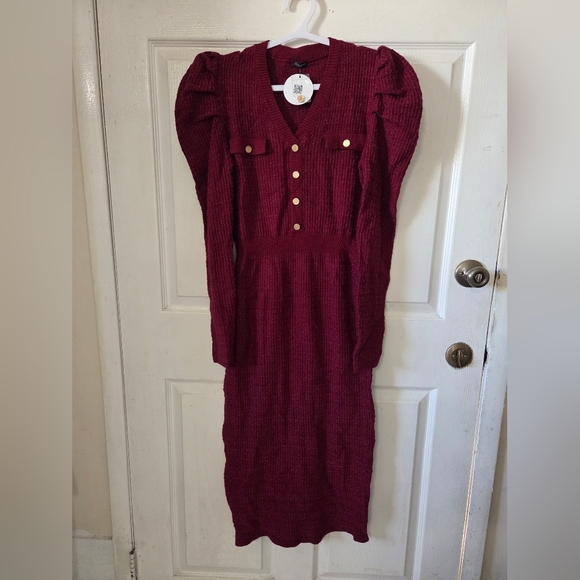 Dresses & Skirts - Elegant Burgundy Knit Dress